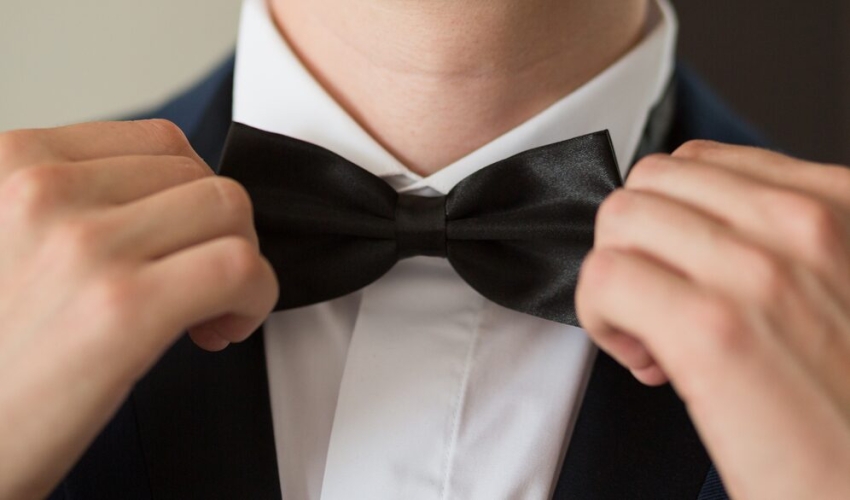 Hoe strik je een vlinderdas?